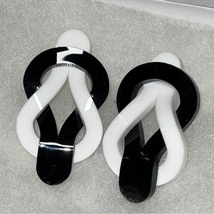 Tatty Devine Black White Knot Garden Loop Dangle Earrings Acrylic Resin SS15